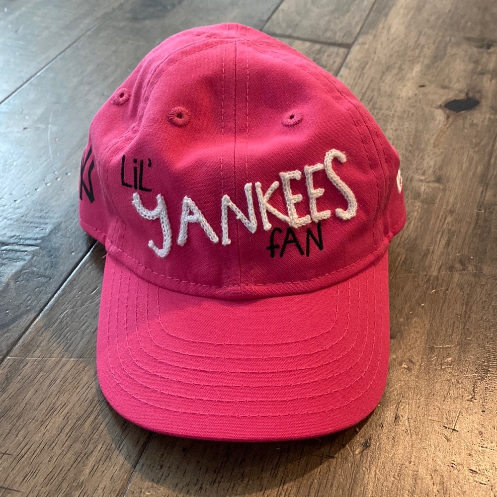 NWOT Infant Yankees Hat, Pink
